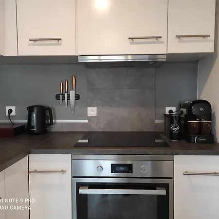 Calme A Proximite Des 7 Meuses *