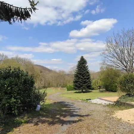 Calme à Proximité Des 7 Meuses Appartement