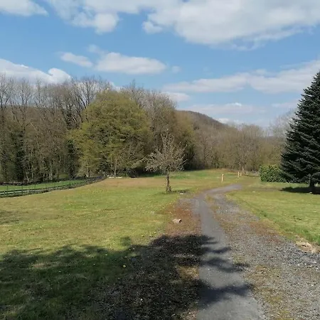 Calme A Proximite Des 7 Meuses Profondeville