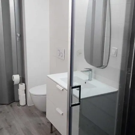 Calme à Proximité Des 7 Meuses Appartement Profondeville